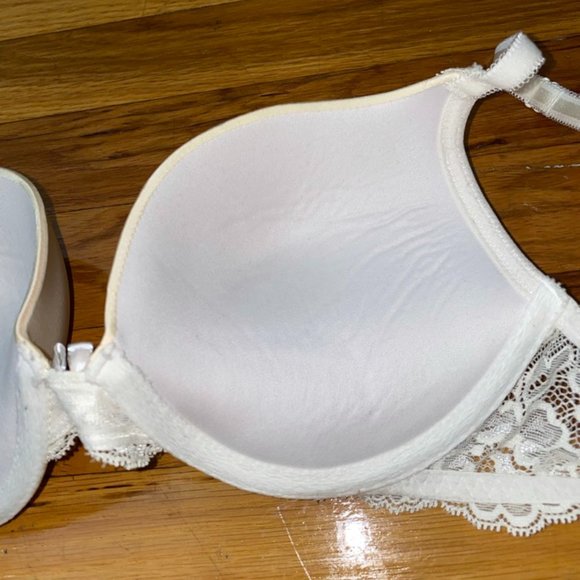 LAST CHANCE - SEXY!! Victoria Secret Dream Angels White Lace Bra 32D - Picture 5 of 6
